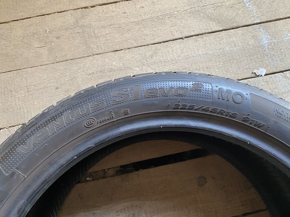 Літня резина шини 225/45R18 HANKOOK