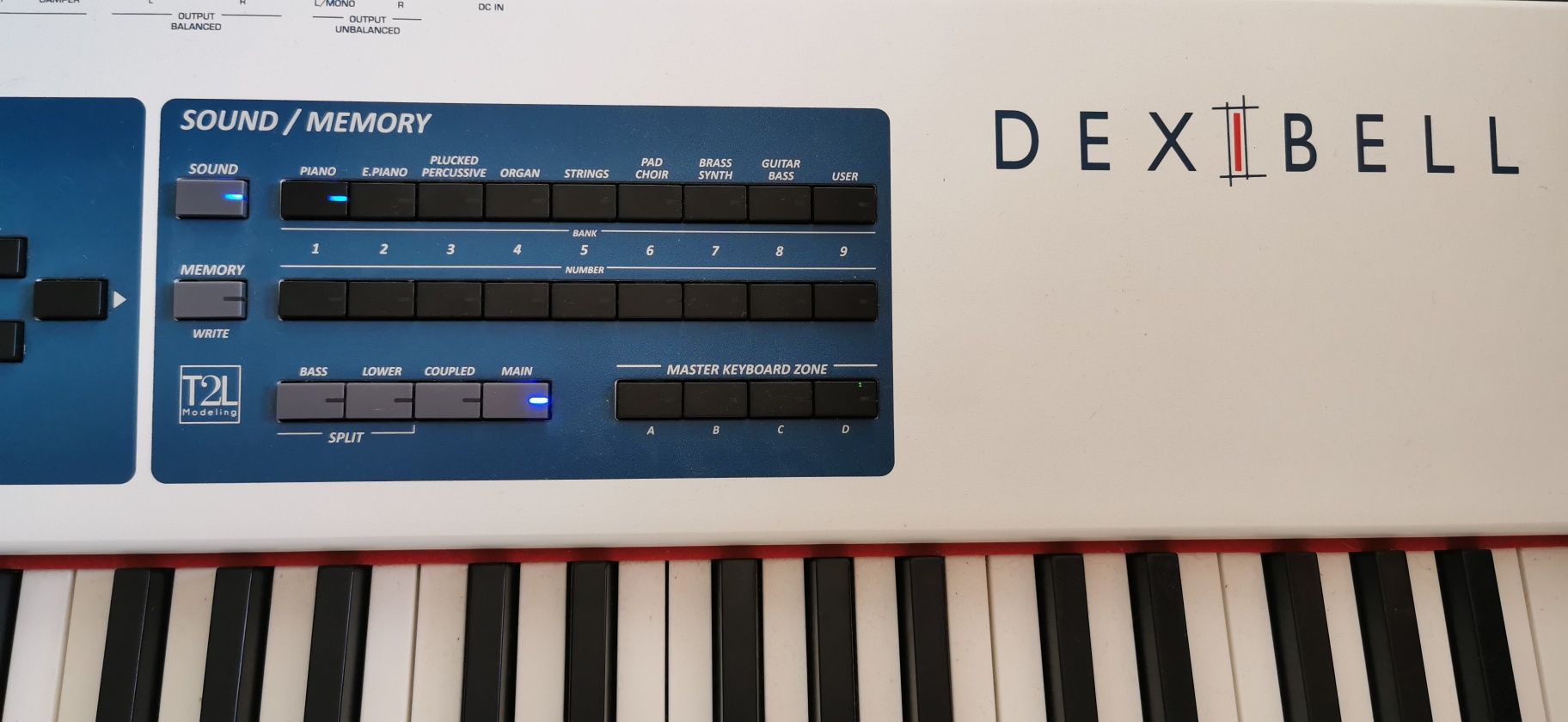 Dexibell VIVO S7pro stage piano