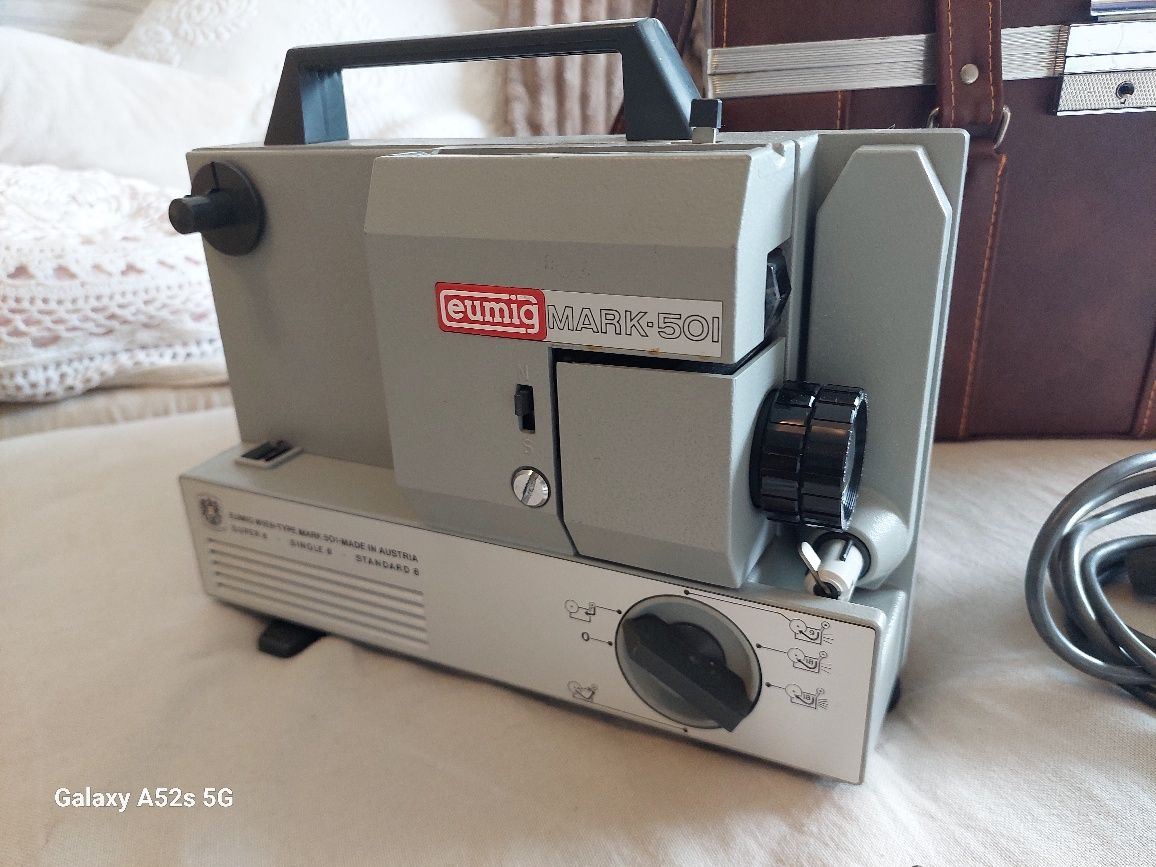 Máquina Projector Eumig 8 MM