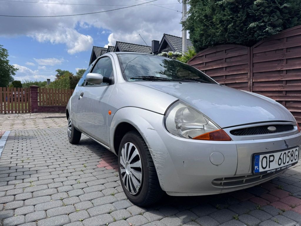 Do sprzedania srebrny Ford Ka z 2008r