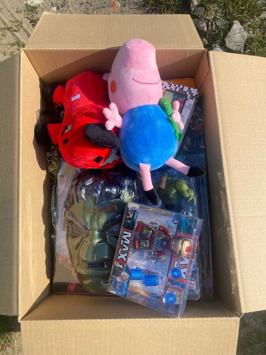 Figurki superbohaterów - Batman, Hulk, Spiderman, Superman - 20 szt.