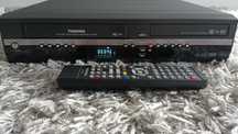 Magnetowid Nagrywarka VHS DVD HDD TOSHIBA RD-XV45 HI-FI 6 głowic pilot