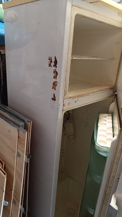 Продам холодильник