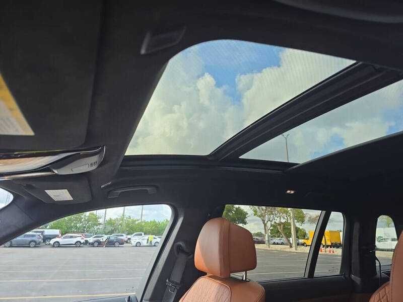2022 BMW X7  3.0