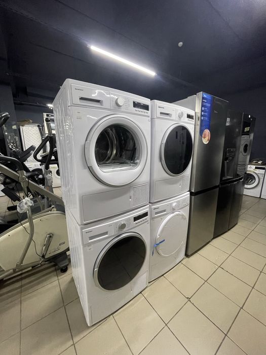 Сушильна машина Samsung DV80K6010CW з тепловим насосом 8 кг сушка