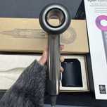 Sprzedam Dyson HD07 nowy zapakowany