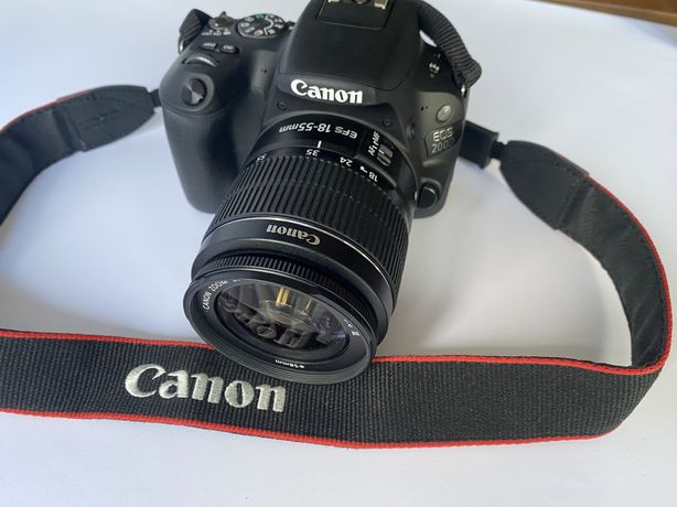 Canon EOS 200d + kit 18 - 55
