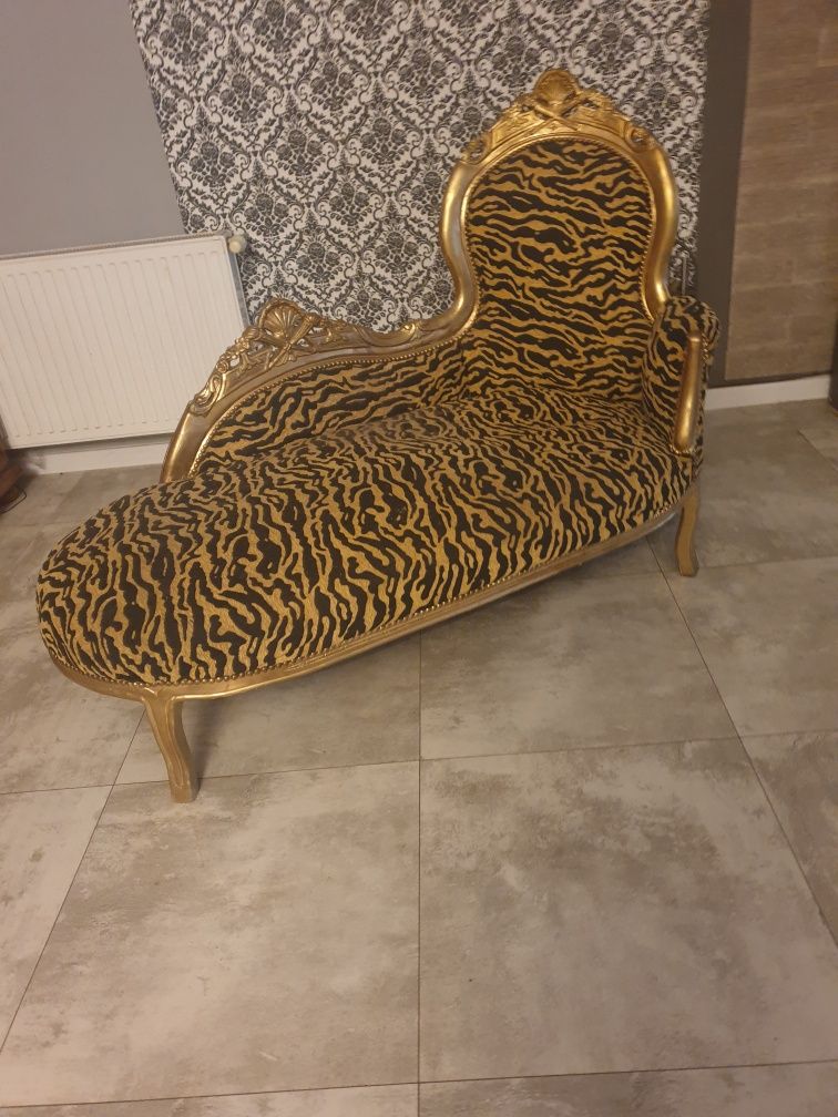 Szezlong Chestefeld  Leopard Promocja