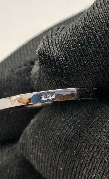 Белое золото 585 с бриллиантом 1.0 карат