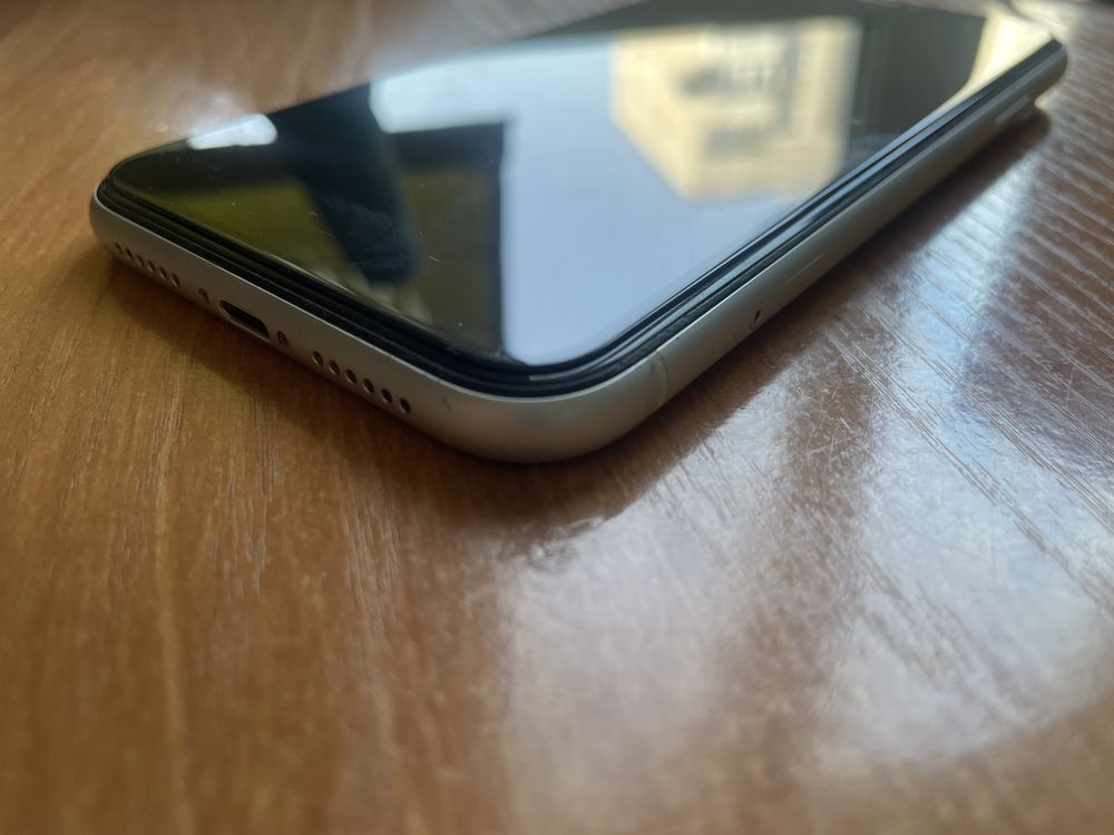 Iphone XR White Neverlock 64 gb