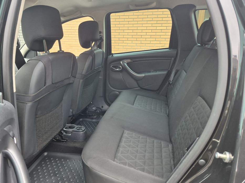 Свіжопригнаний Dacia Duster(2015р,повний привід 4×4,70 тис.пробіг).