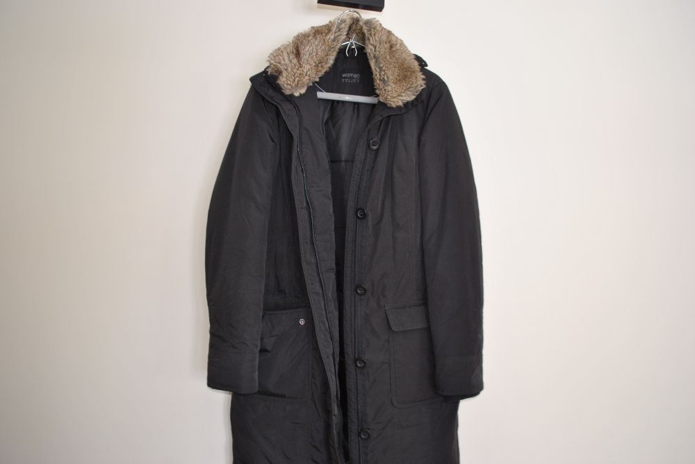 Płaszcz zimowy damski czarny TCHIBO R.36