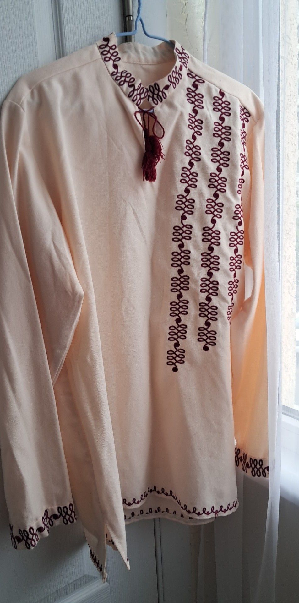 Парні вишиванки(1600грн). Жіноче вишите плаття (L-XL)-950 грн,чоловіча