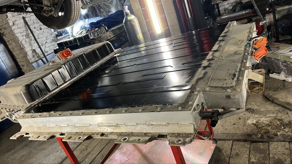 Ремонт батарей електромобілів