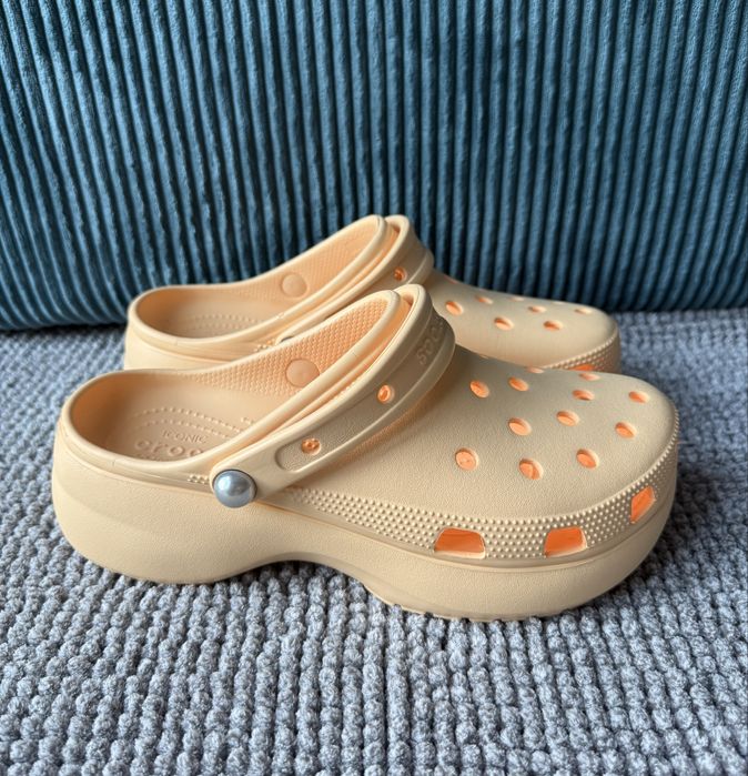 Klapki damskie Crocs Platform Pearl r. 39-40 d. 9 Nowe Platforma