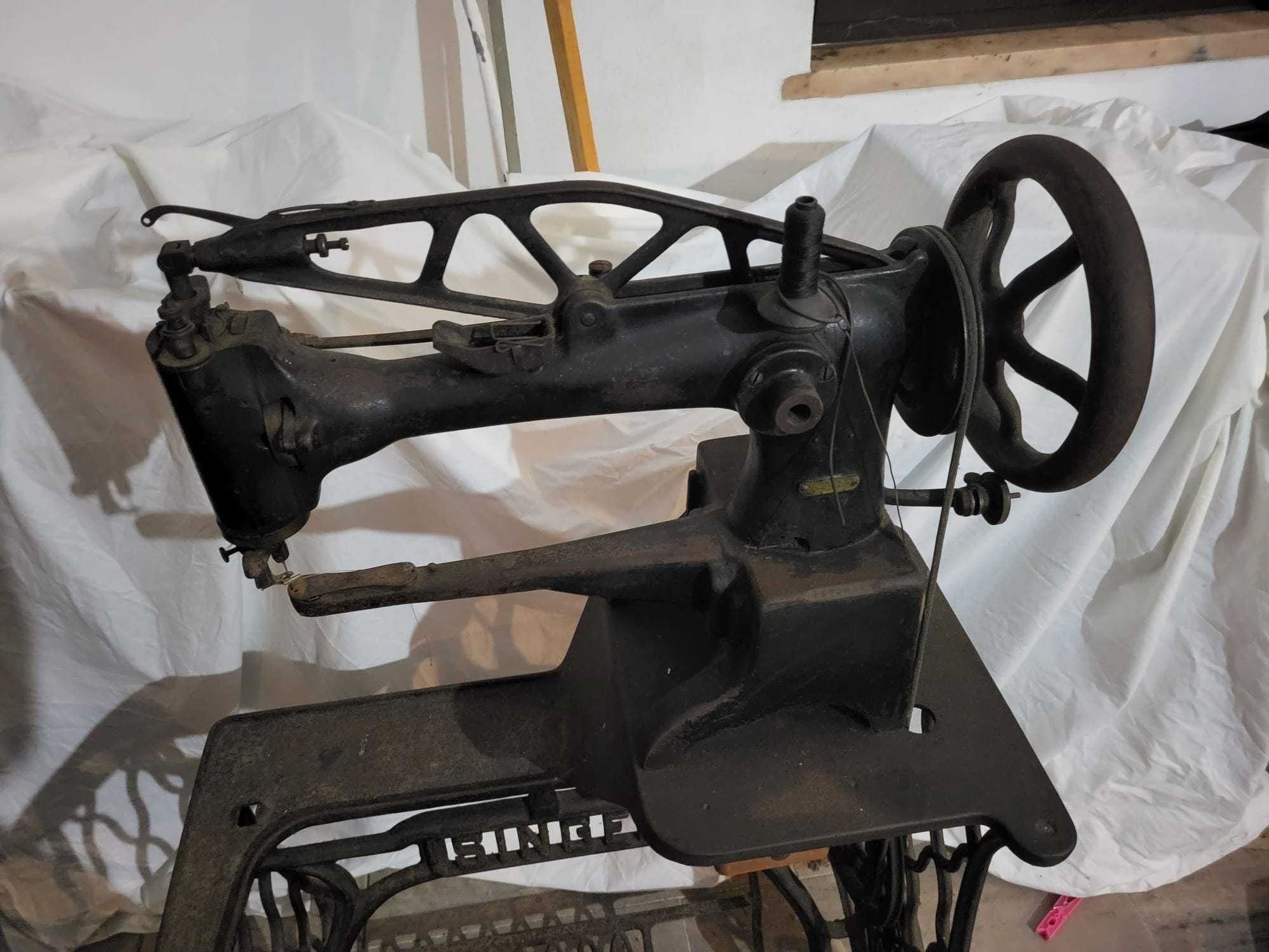 Maquina Costura de Sapateiro - Marca SINGER