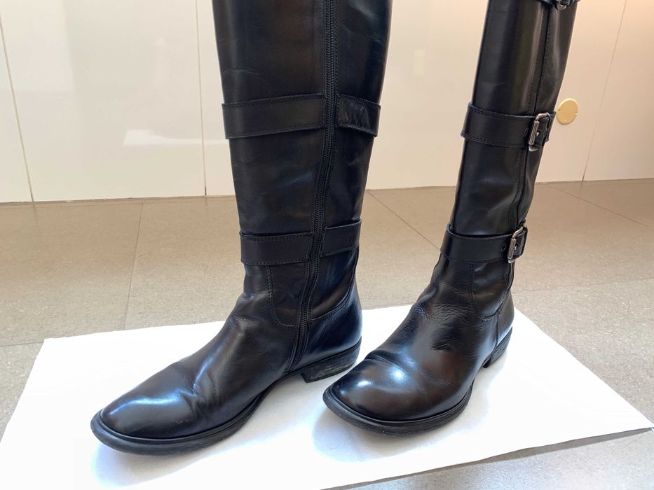 Botas de cano alto naná cor preto Tam. 35