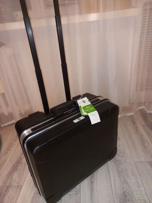 Walizka narzędziowa  kompletna RECA