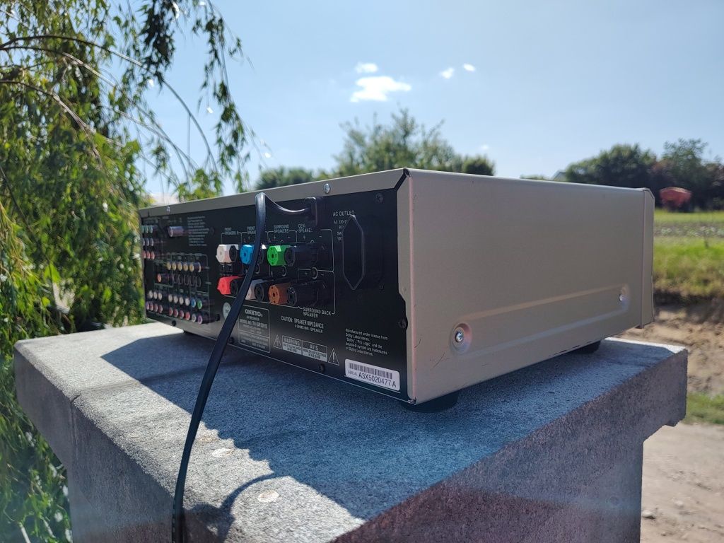 Amplituner Onkyo TX-SR501E