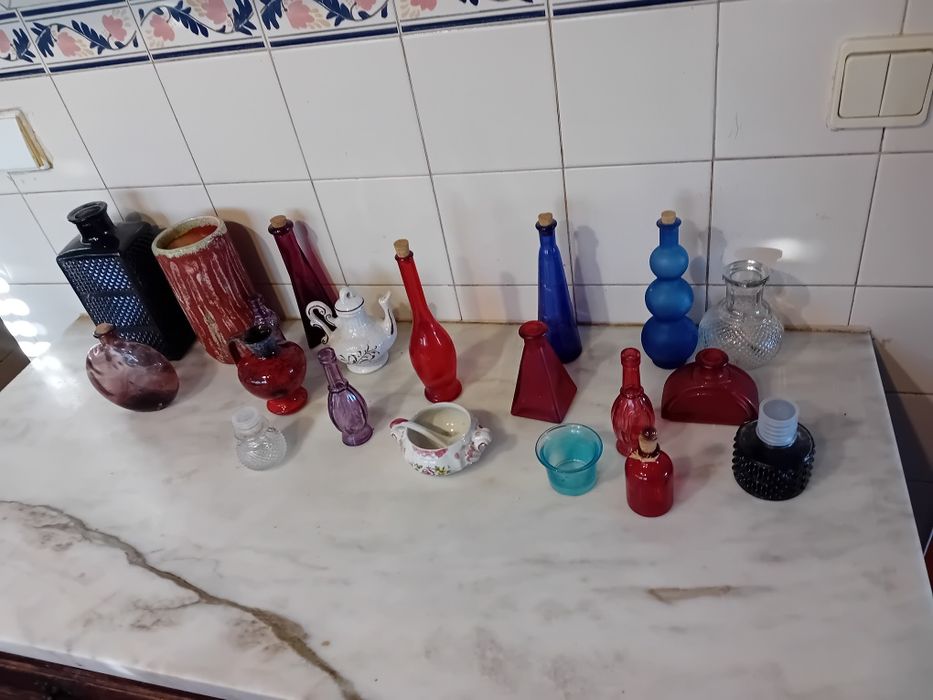 Conjunto de Jarras/Garrafas/Objectos Decorativos