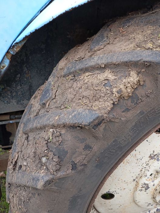 Шина 15.5-38 днепрошина