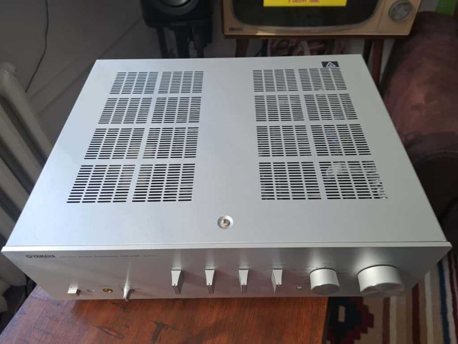 Wzmacniacz zintegrowany Yamaha A-S701 srebrny
