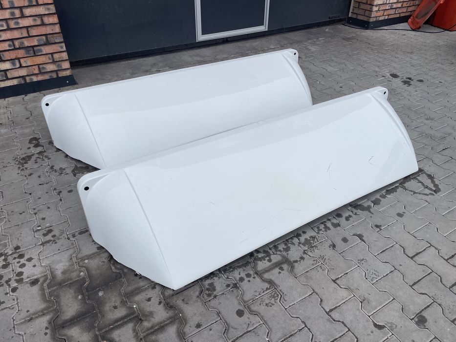 Вітровик, спойлер на спальник Renault Master Twincab