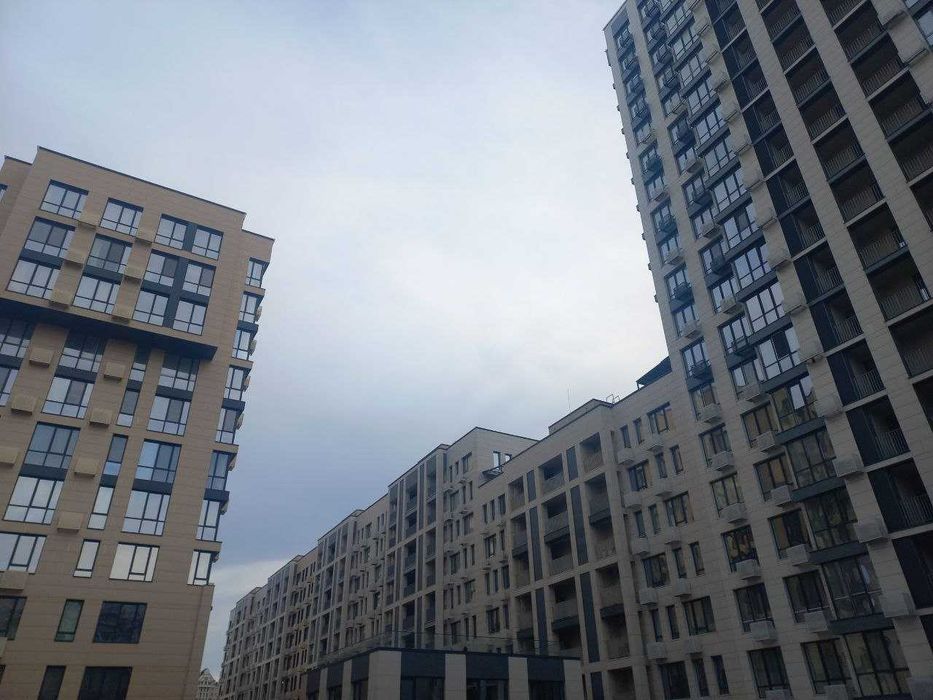 Продаж 3х кімнатна 4поверх ЖК Ярославів Град Золоті ворота Бізнес клас