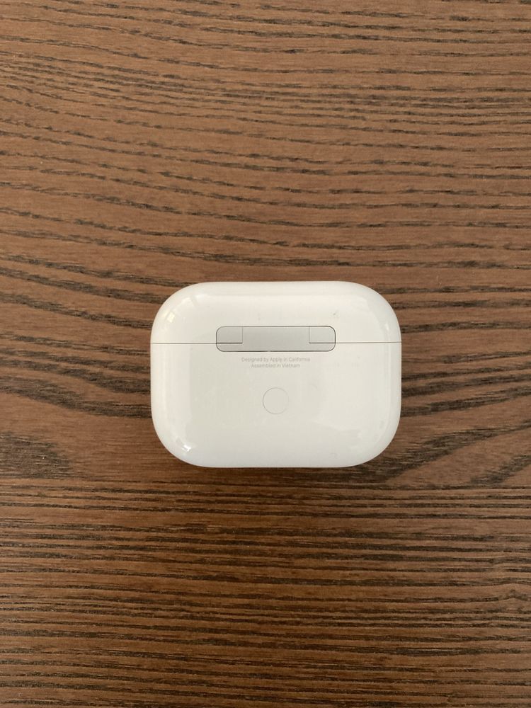 AirPods Pro 1 Geração com Capa / 1 Generation with Case