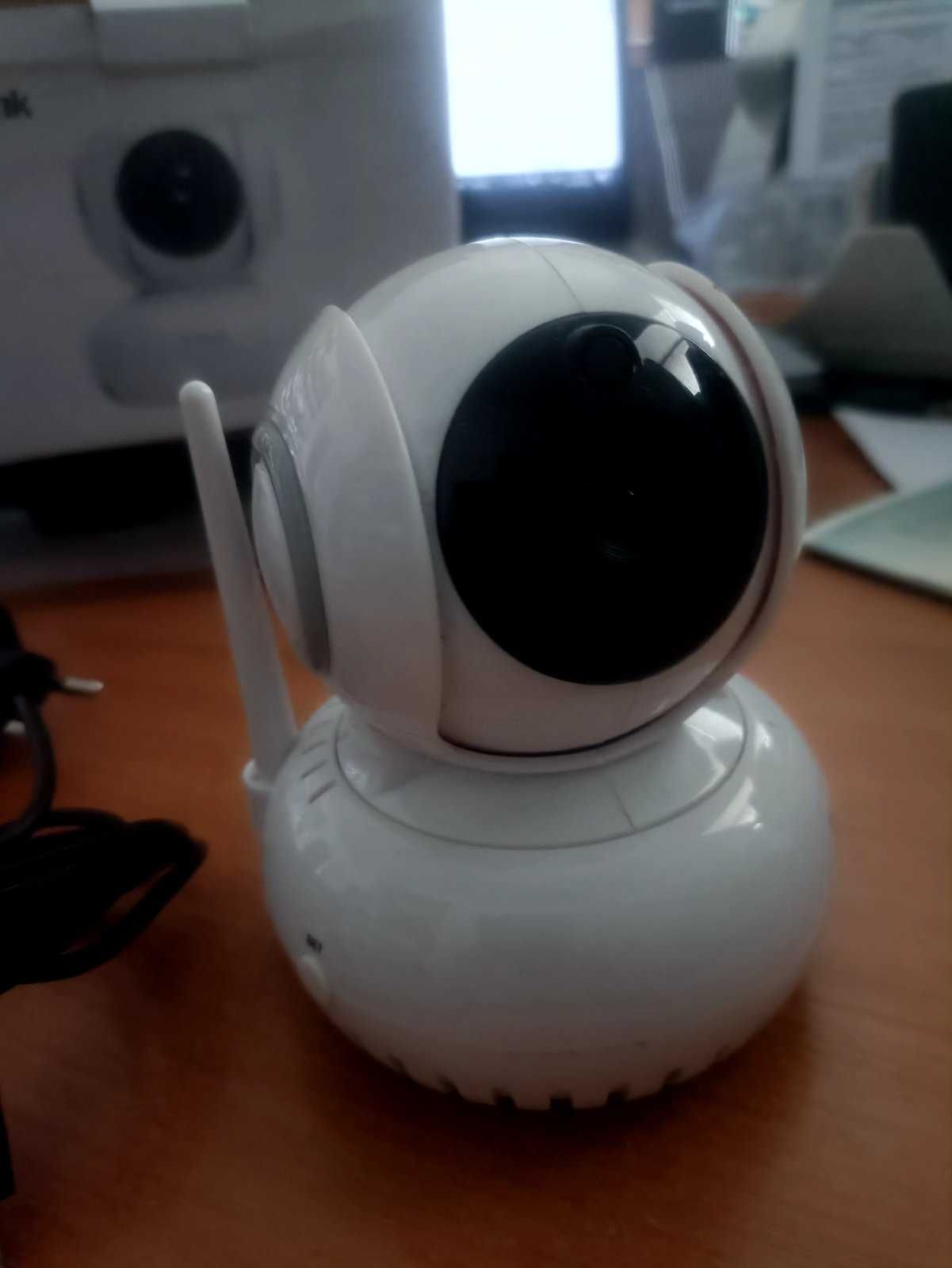 под муляж или на запчасти камера водеонаблюдения iThink