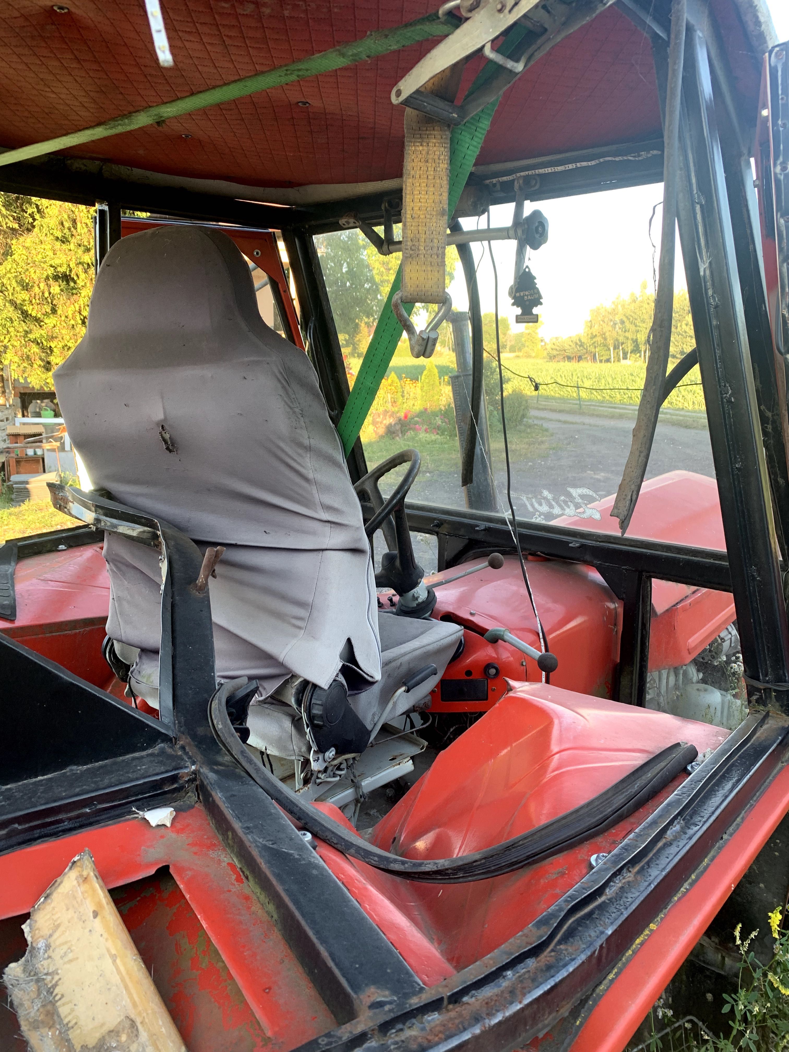 Zetor 6718 – uszkodzony, do naprawy – silnik sprawny