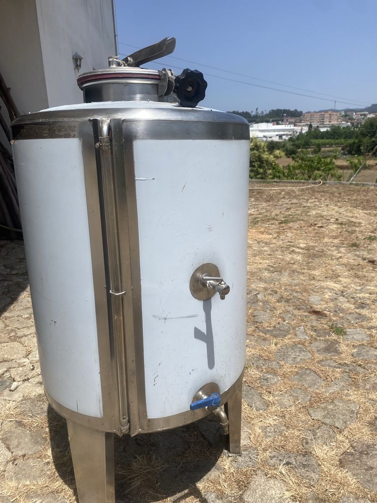 Cuba de 150L Semi-nova