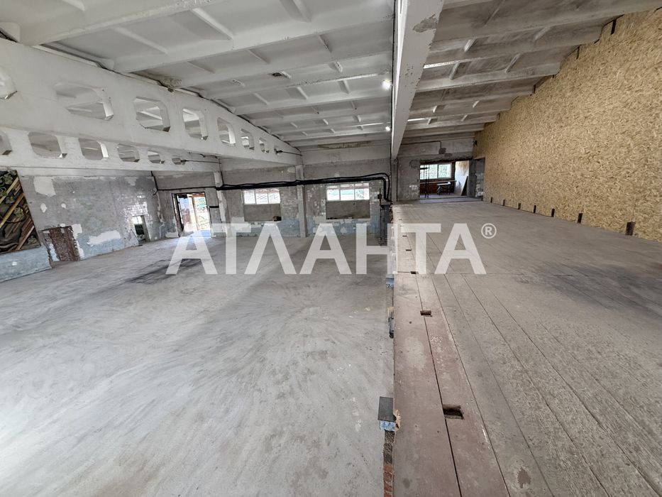 Оренда складів великих площ, є офісні, жилі та комерц приміщ