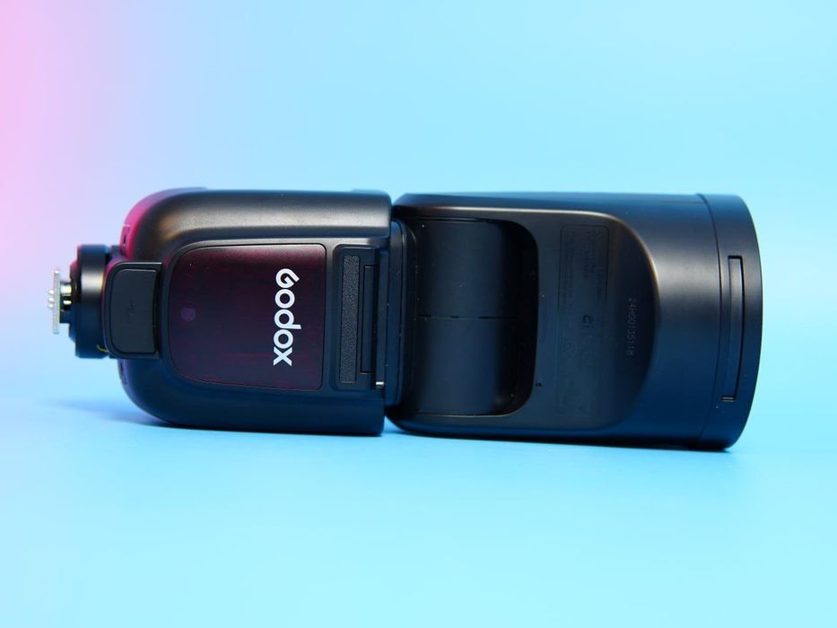 Мощная накамерная вспышка Godox V1Pro-C для Canon — идеально для студи