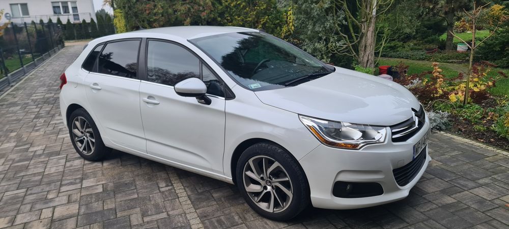 Citroen c4 1.6hdi biała perła navi, klimatronk, 2 komplety kół