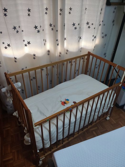 Berço bebê Trama