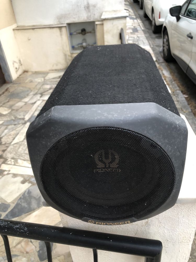 Subwoofer pioneer