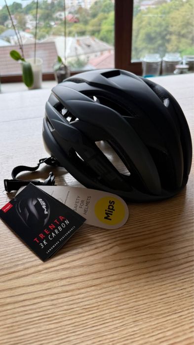 Шолом MET Trenta 3K Carbon MIPS