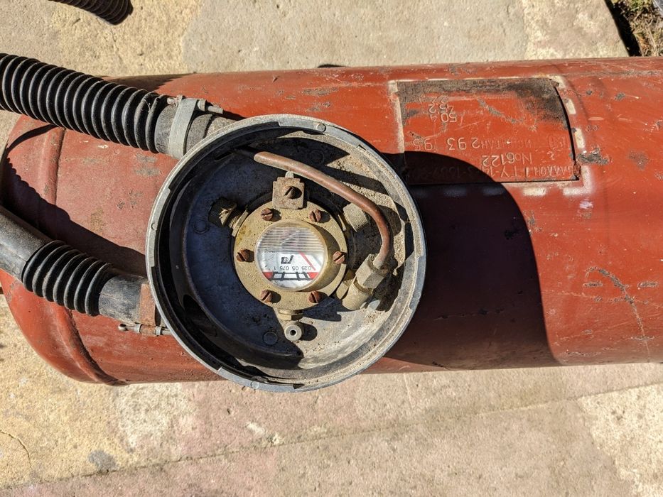 Газовий балон для авто