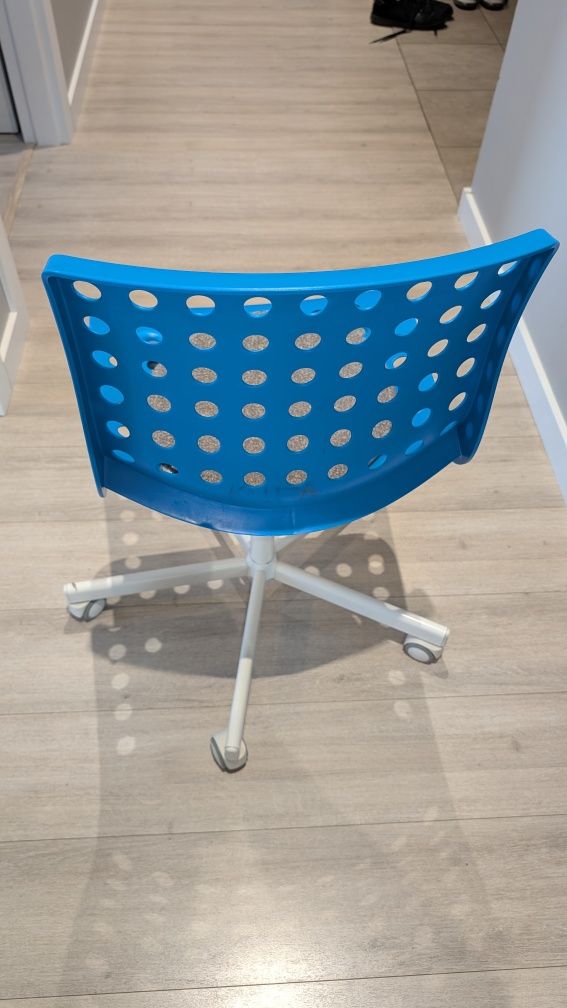 Krzesło obrotowe do biurka IKEA Skalberg, niebieskie