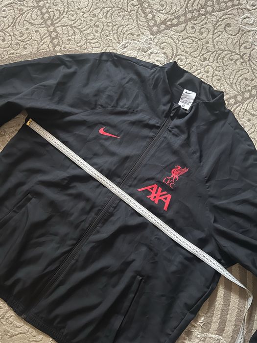 Чоловіча оригінальна вітровка Nike Liverpool AXA XL-XXL розмір
