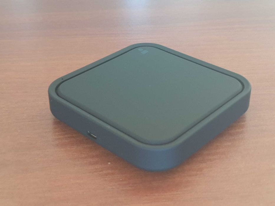 Бездротовий зарядний пристрій Samsung EP-P2400 (бездротова зарядка)