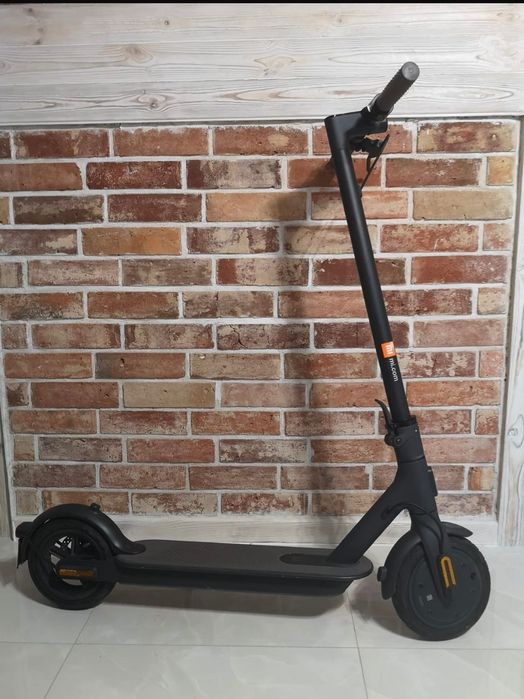 Xiaomi Mi Essential Electric Scooter