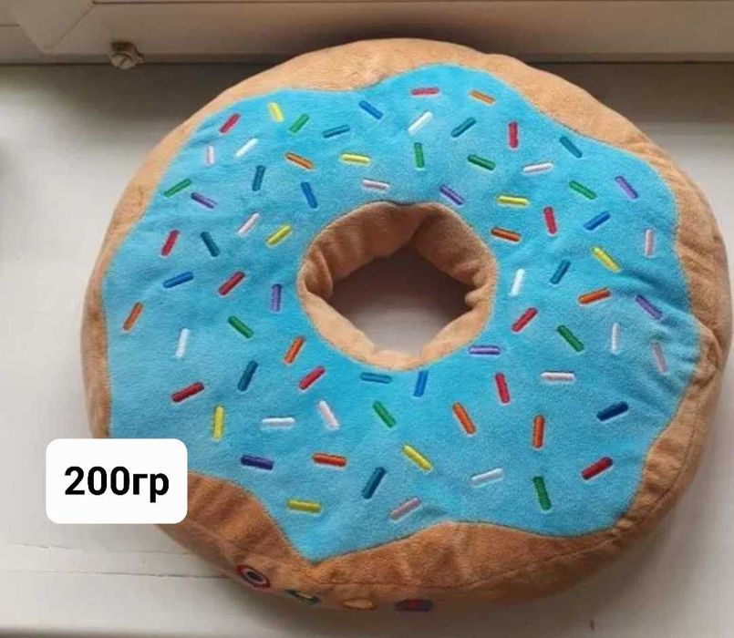 продам подушку в автомобіль