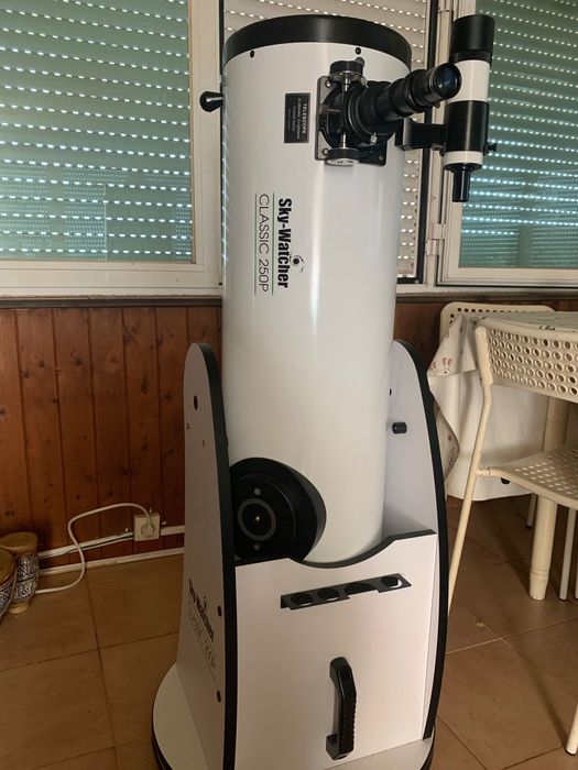 Sky-Watcher Classic 250P Dobson + Oculares + Barlow (Lisboa)