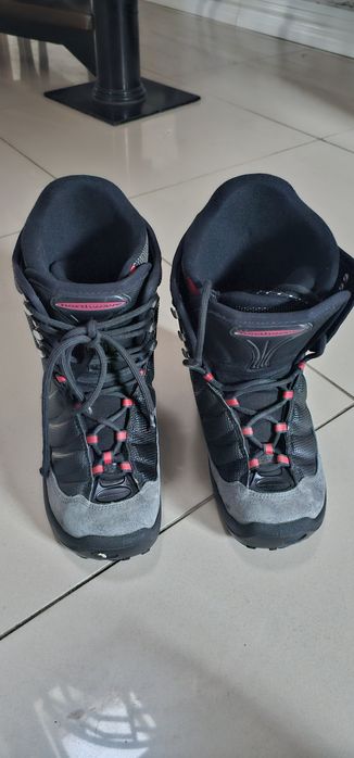 Buty snowboard dziecięce