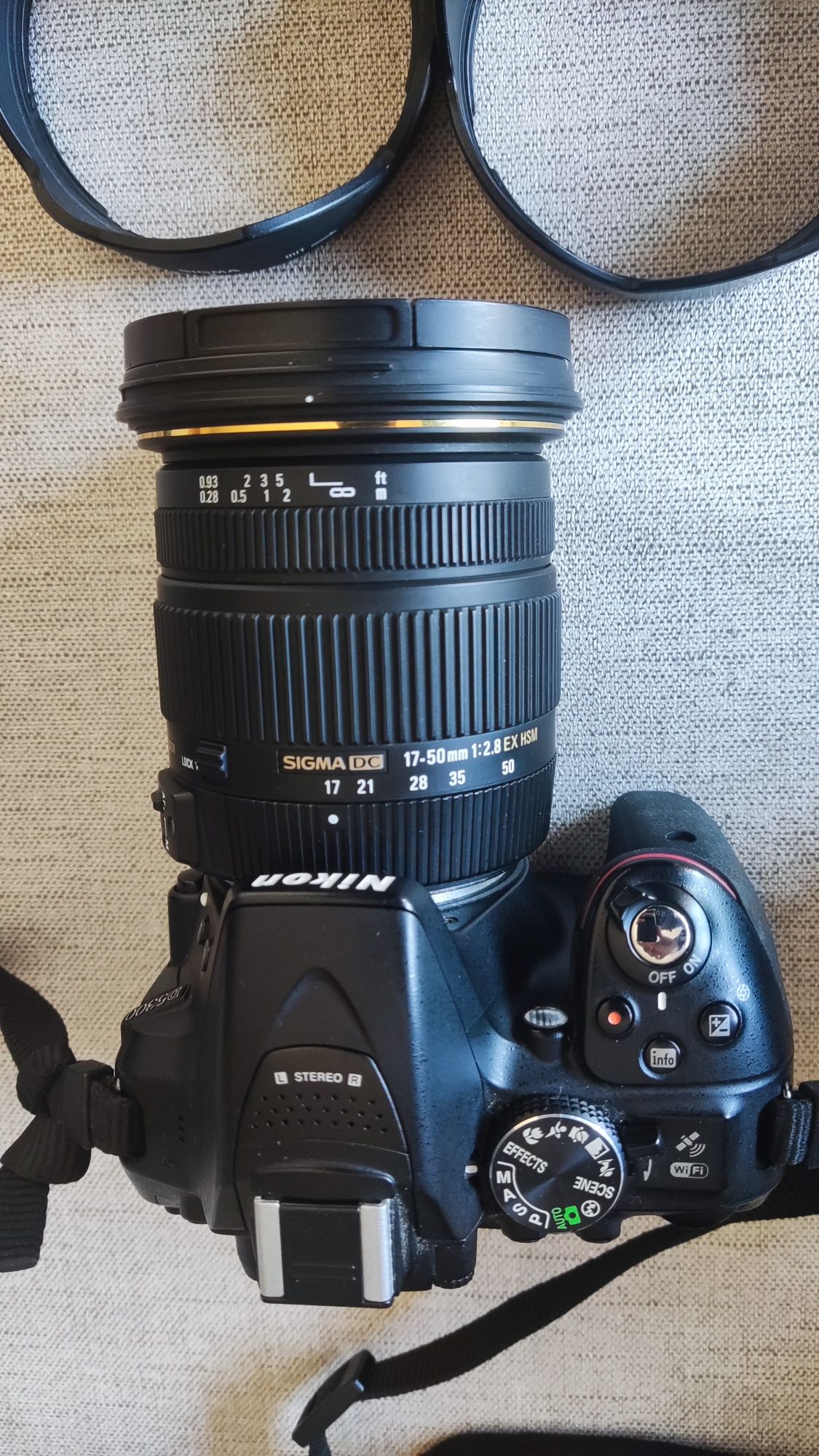 Máquina fotográfica Nikon D5300 + 3 objetivas + extras