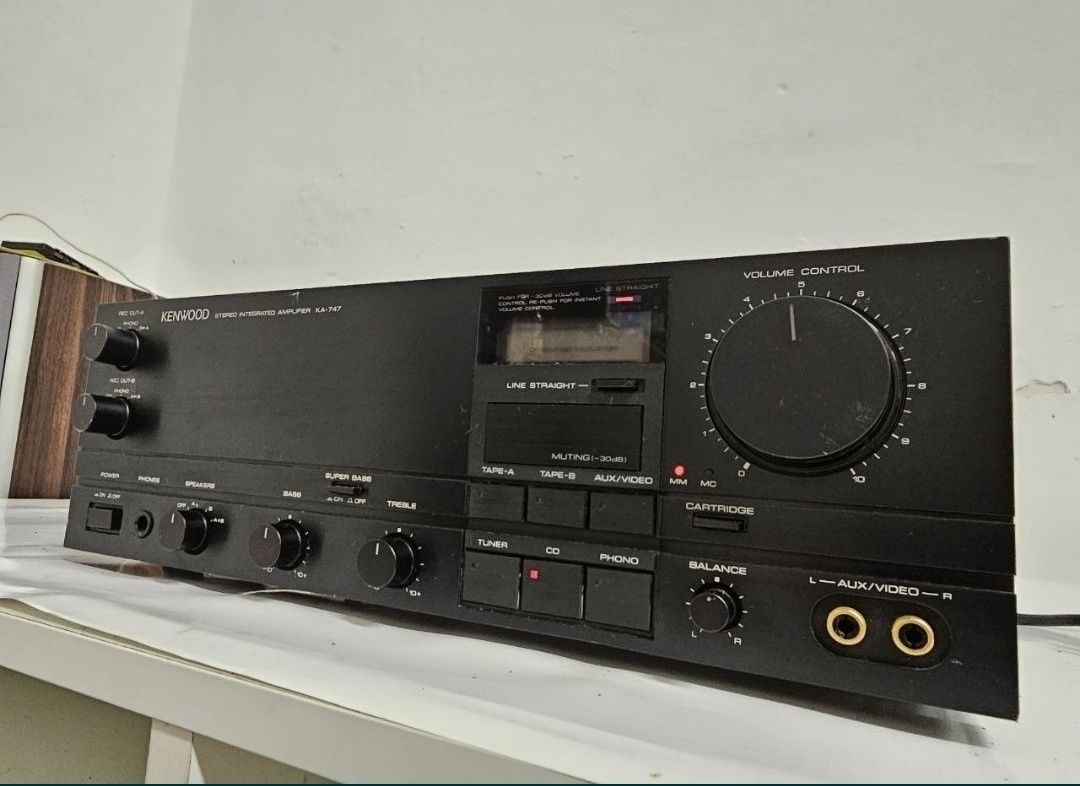 Wzmacniacz Kenwood K-747 . Made in Japan