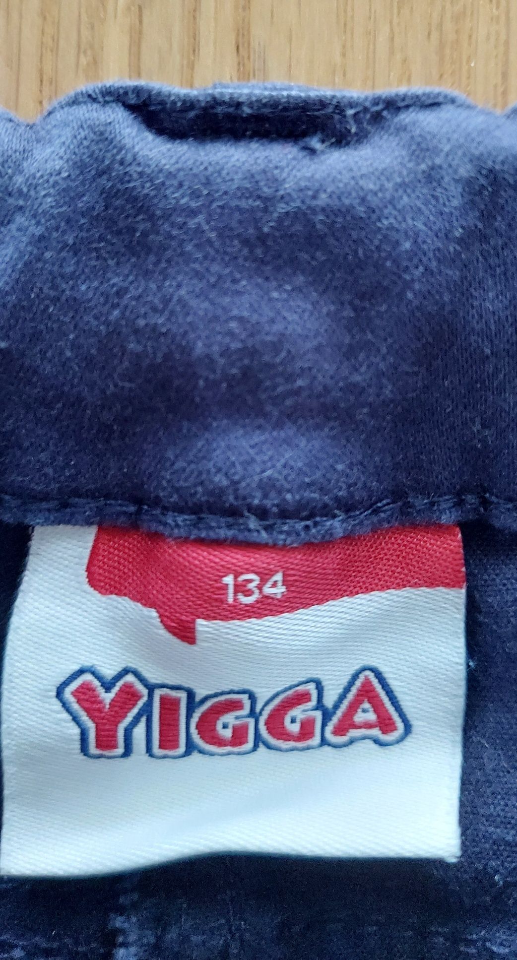Granatowe spodnie dżinsy Yigga 134