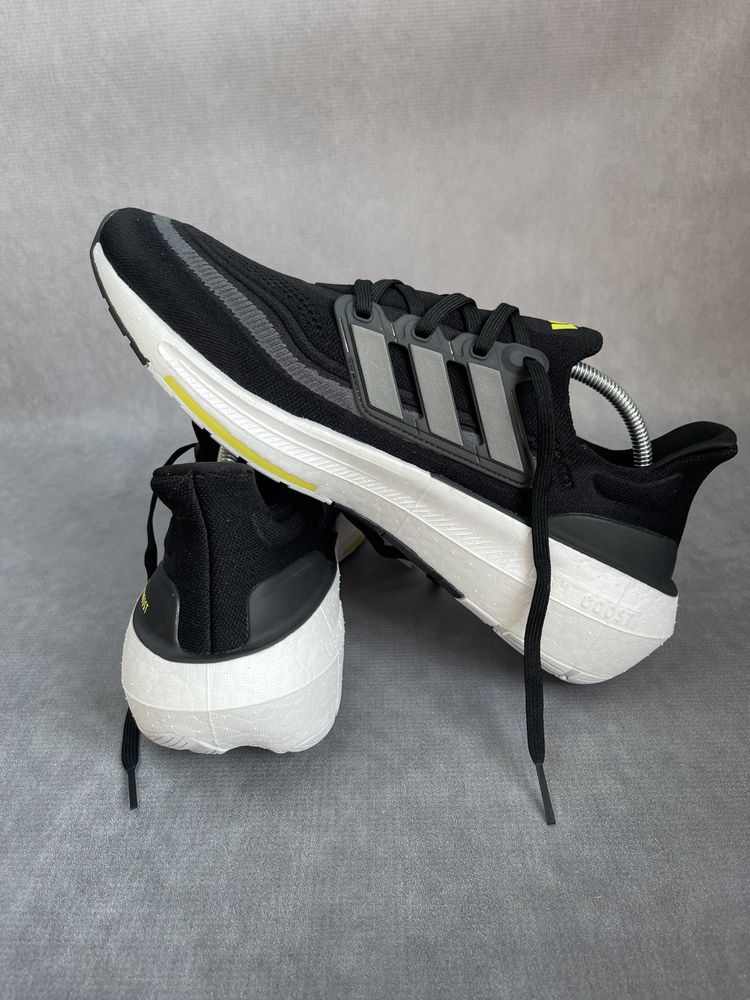 Buty adidas Ultraboost Light rozm. 46